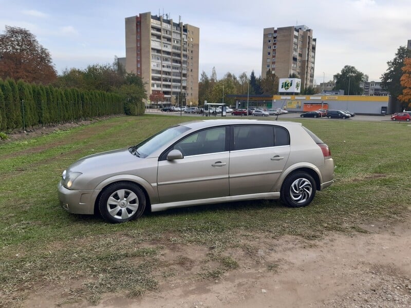 Opel Signum 2004 г Хэтчбек