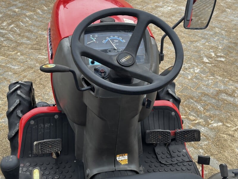 Photo 12 - Yanmar AF-150 2000 y Tractor