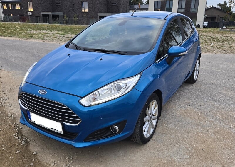 Photo 4 - Ford Fiesta Titanium 2017 y