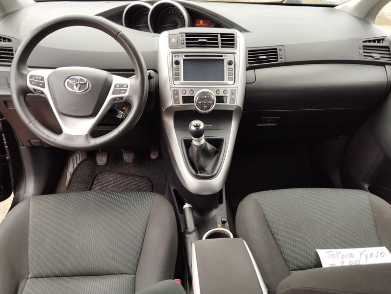 Photo 17 - Toyota Verso 2012 y Van