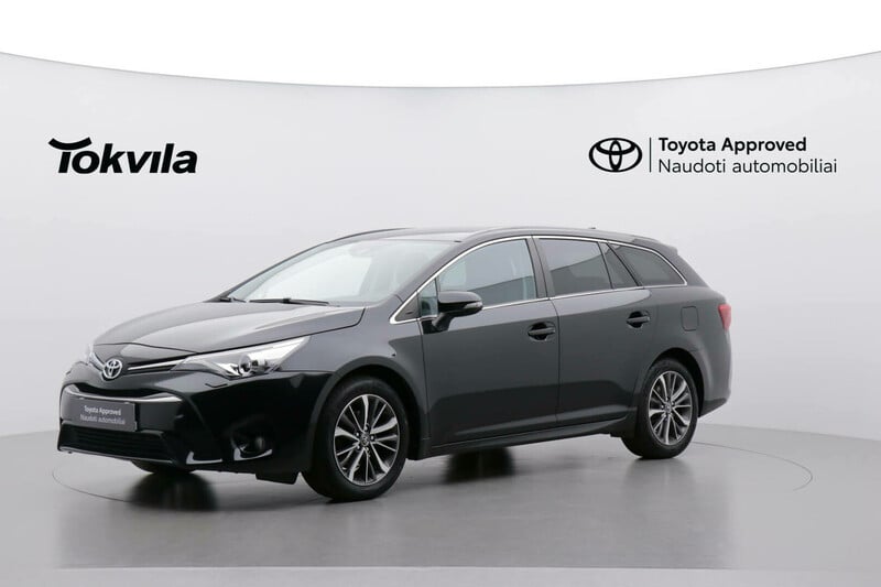 Toyota Avensis 2018 y Wagon