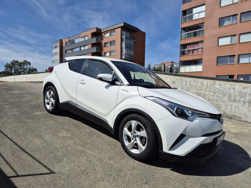 Nuotrauka 3 - Toyota C-HR 2019 m Visureigis / Krosoveris