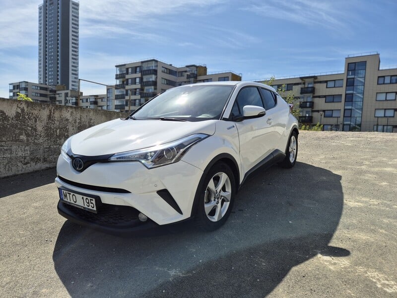 Nuotrauka 4 - Toyota C-HR 2019 m Visureigis / Krosoveris