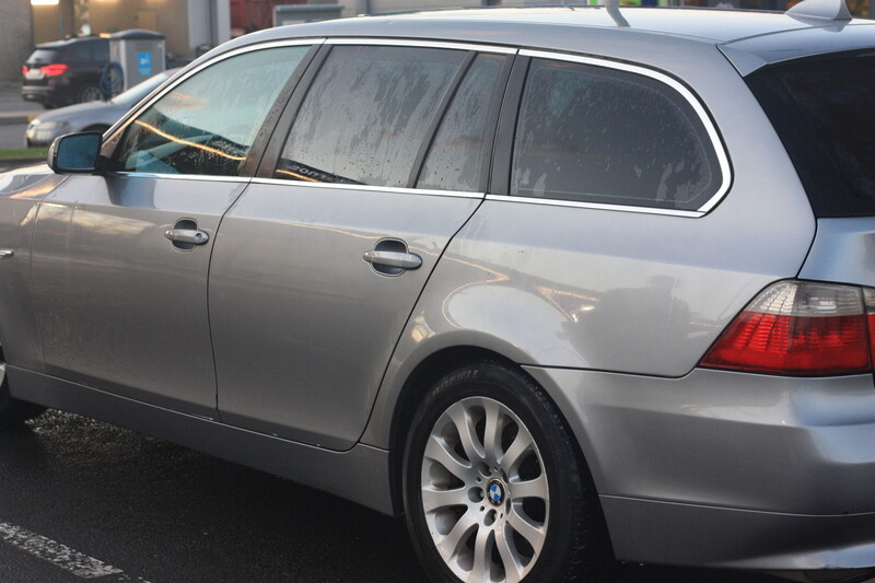 Photo 4 - Bmw 525 E61 2006 y