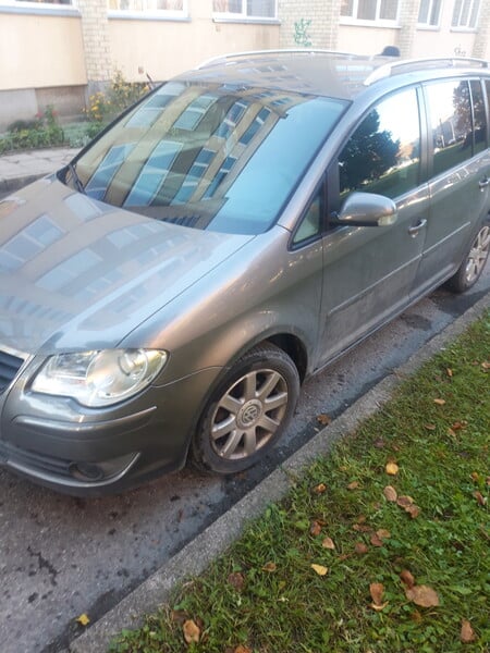 Volkswagen Touran 2008 y Van