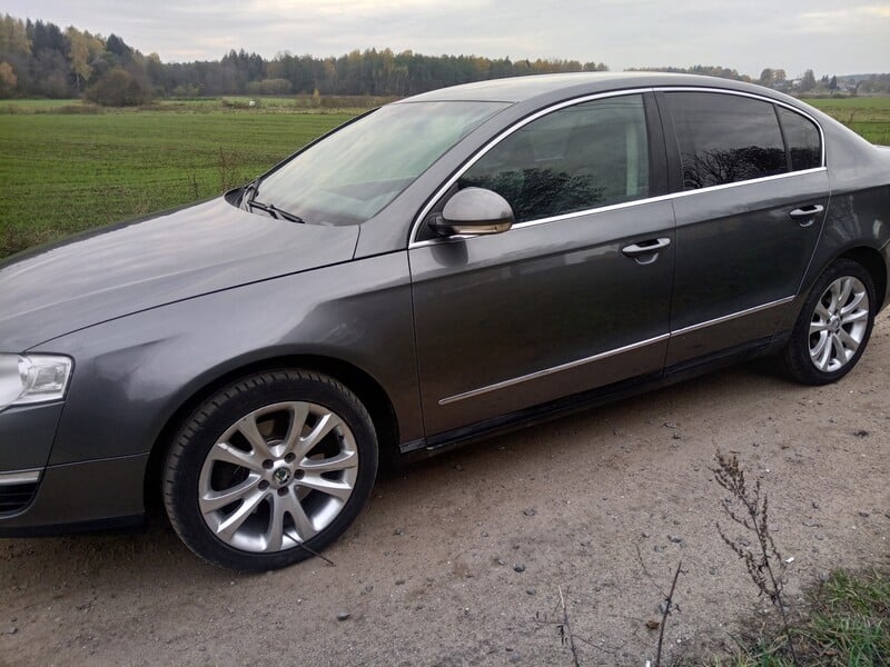 Volkswagen Passat 2008 г Седан