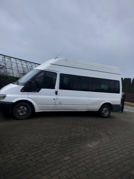 Ford Transit 2005 y Minibus