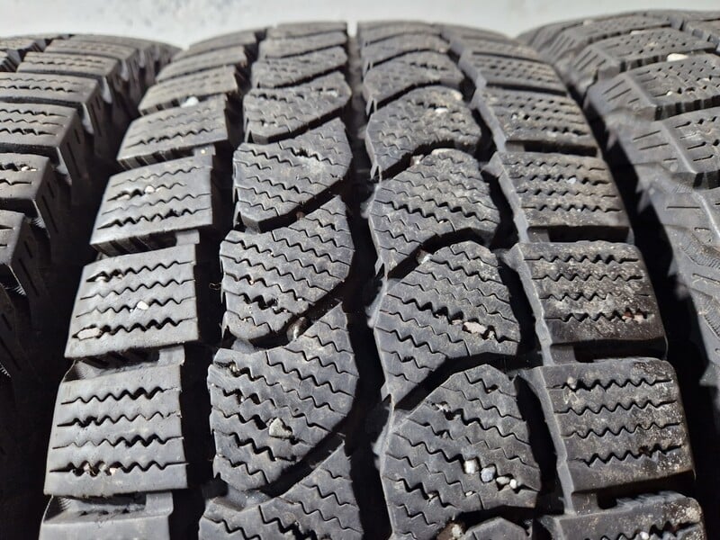 Photo 5 - Continental minkšto mišinio R16C winter tyres passanger car