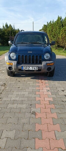 Jeep Liberty 2002 y Off-road / Crossover