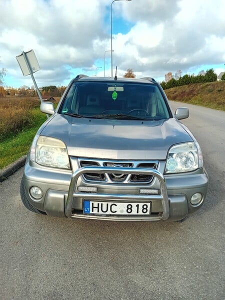 Nissan X-Trail 2003 y Off-road / Crossover