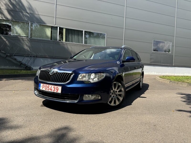 Фотография 10 - Skoda Superb 2010 г Универсал