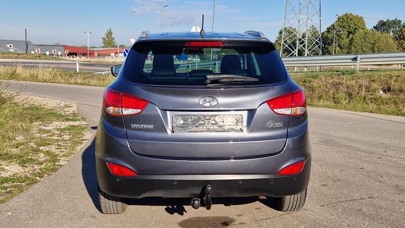 Фотография 7 - Hyundai ix35 2010 г Внедорожник / Кроссовер