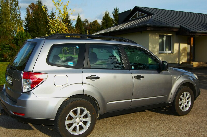 Photo 2 - Subaru Forester 2011 y Off-road / Crossover