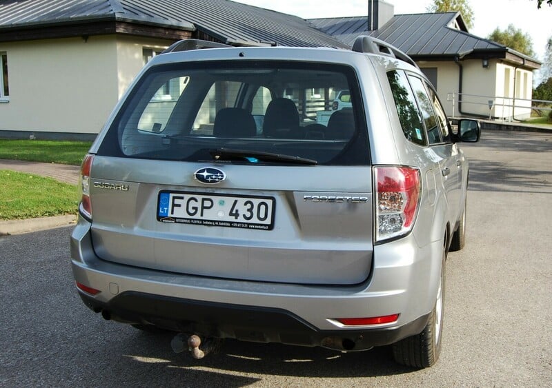 Photo 3 - Subaru Forester 2011 y Off-road / Crossover