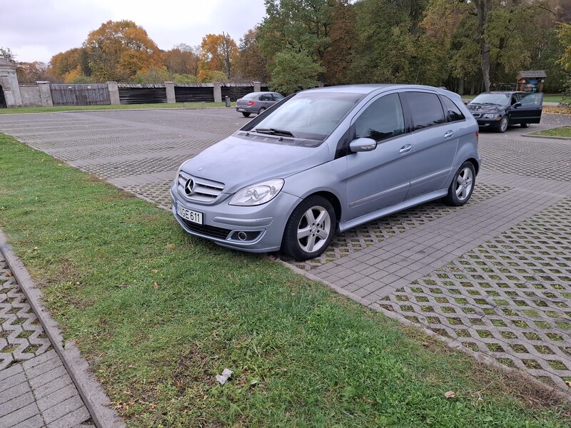 Mercedes-Benz B 180 2006 m Hečbekas