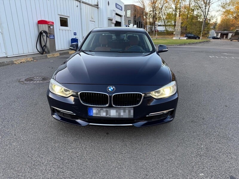 Photo 3 - Bmw 320 2013 y Sedan