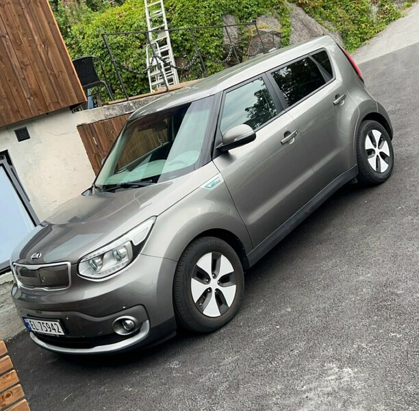 Kia Soul 2015 y Hatchback