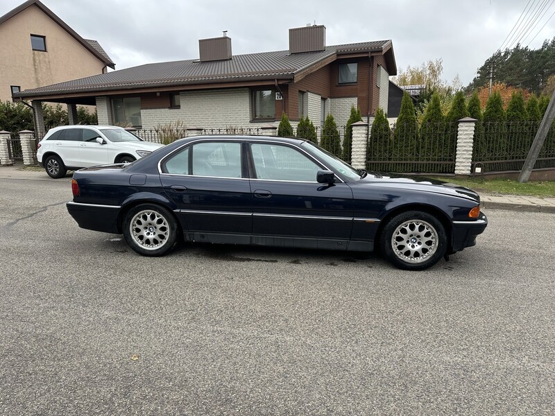 Nuotrauka 4 - Bmw 750 1996 m Sedanas