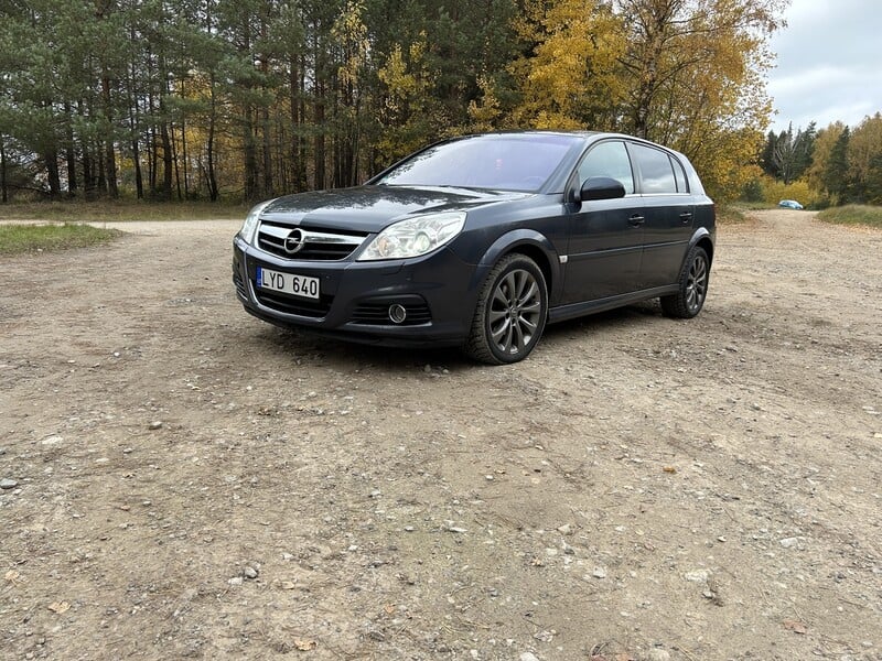 Opel Signum 2006 y Hatchback