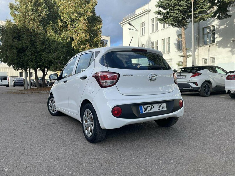 Photo 2 - Hyundai i10 2017 y Hatchback