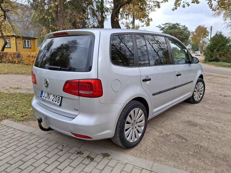 Фотография 3 - Volkswagen Touran 2011 г Минивэн