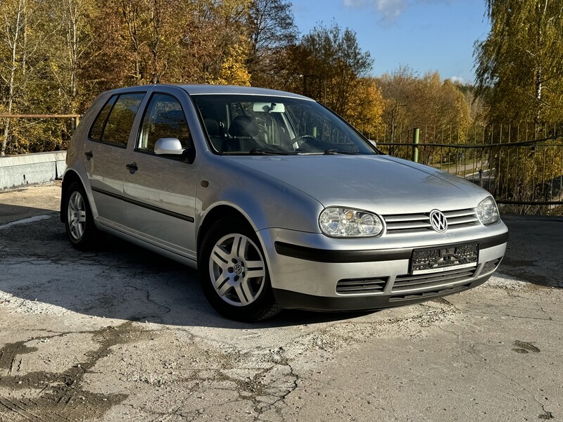 Photo 3 - Volkswagen Golf 2002 y Wagon