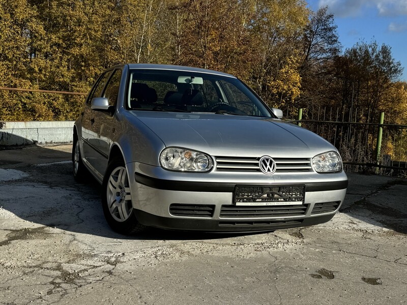 Photo 9 - Volkswagen Golf 2002 y Wagon