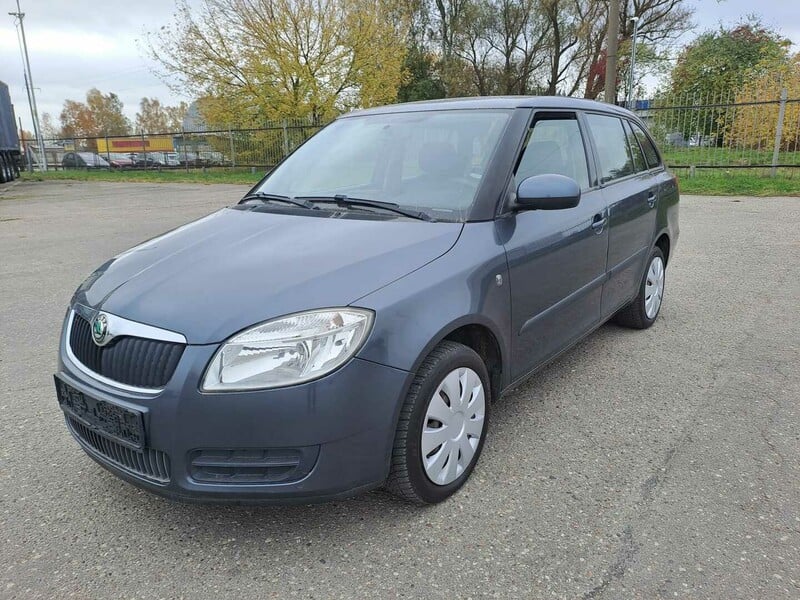 Photo 2 - Skoda Fabia 2009 y Wagon