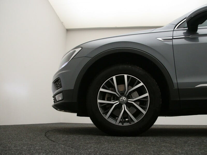 Photo 28 - Volkswagen Tiguan 2020 y Off-road / Crossover