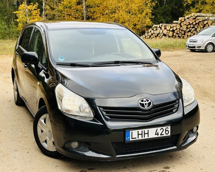 Photo 4 - Toyota Verso 2010 y Van