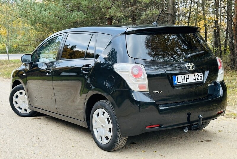 Photo 7 - Toyota Verso 2010 y Van