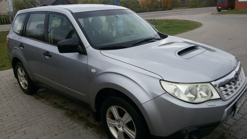 Subaru Forester 2012 y Off-road / Crossover