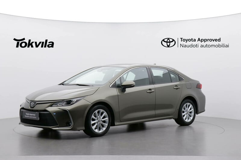 Toyota Corolla 2023 г Седан