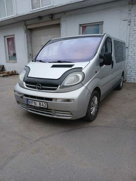 Opel Vivaro 2006 y Minibus