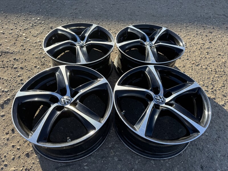 Volkswagen Siunciam, 8J ET35 light alloy R18 rims