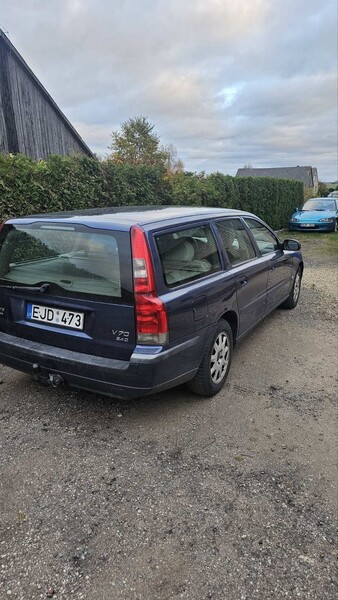 Photo 2 - Volvo V70 2002 y Wagon