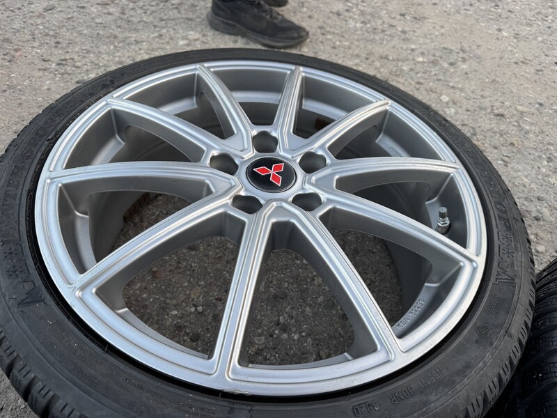 Photo 5 - Mitsubishi Siunciam, 7.5J Et55 light alloy R18 rims