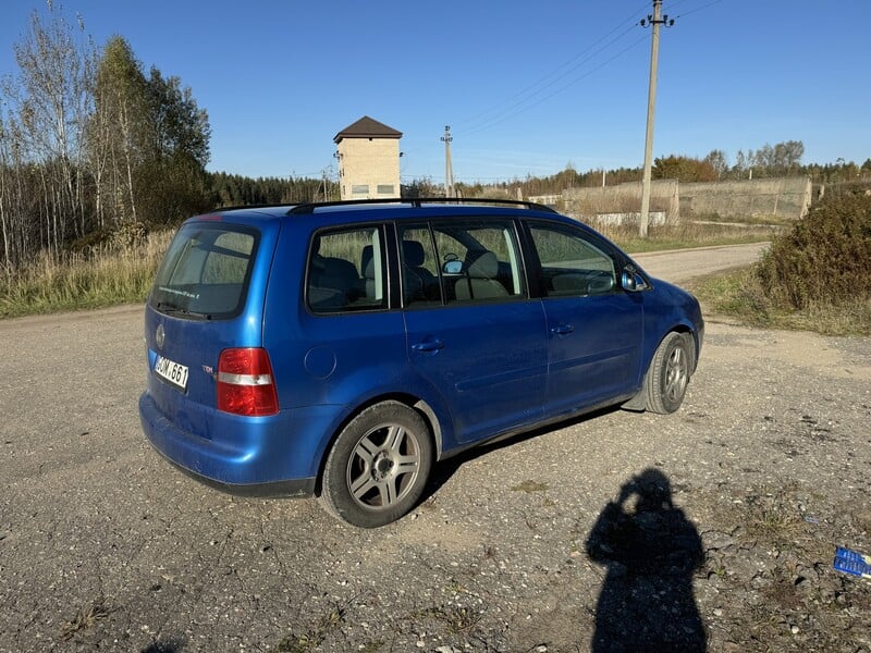 Photo 3 - Volkswagen Touran 2003 y Van