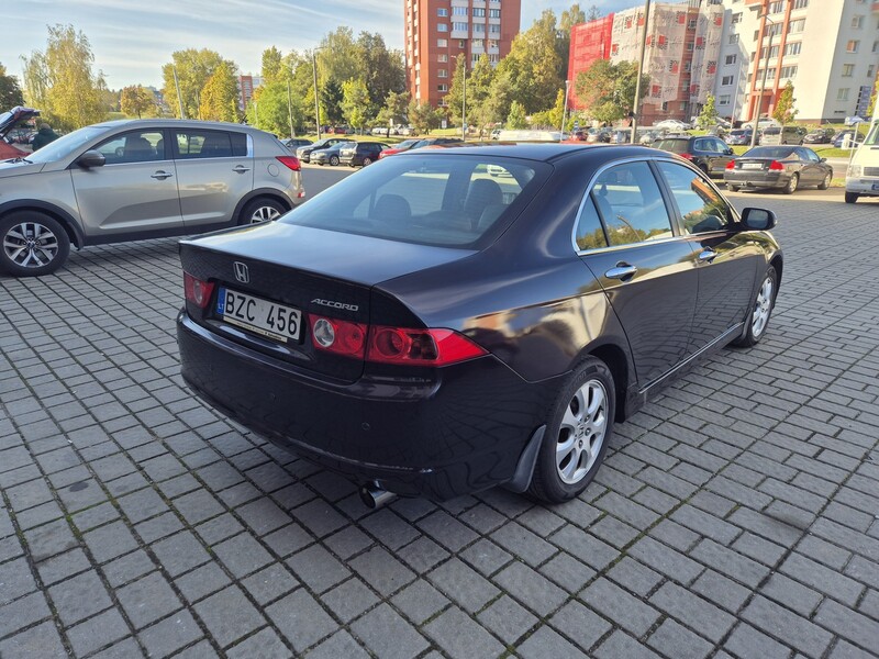 Фотография 6 - Honda Accord 2006 г Седан