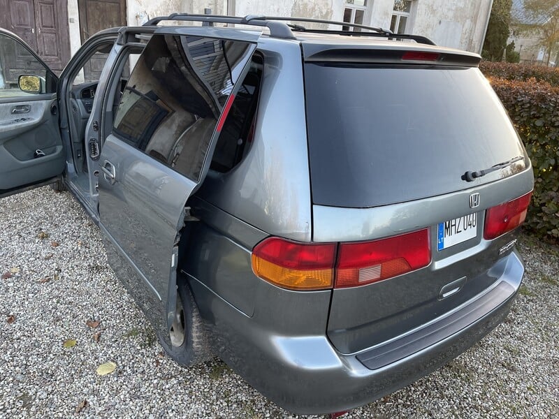 Photo 19 - Honda Odyssey 2000 y Van