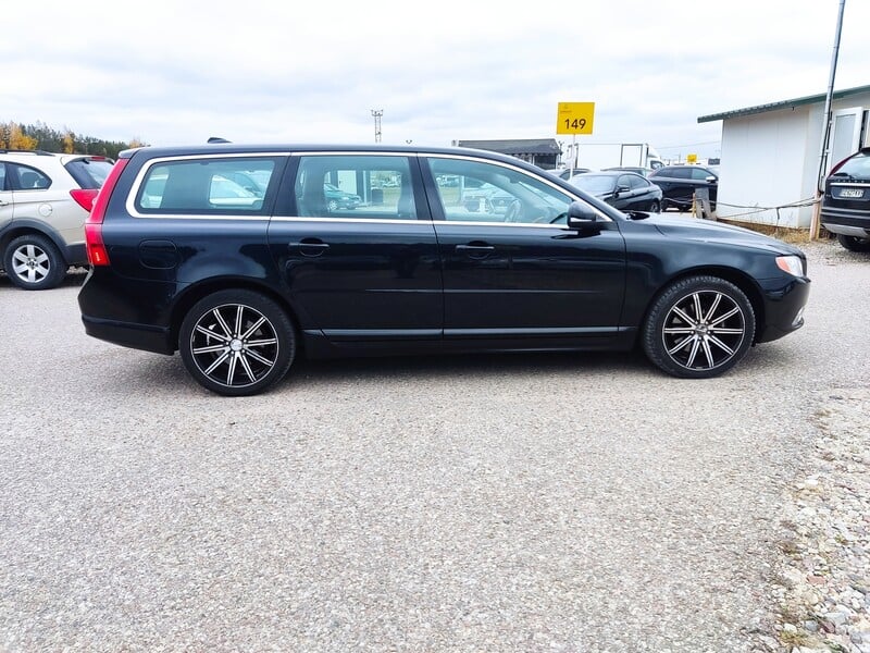 Photo 4 - Volvo V70 2011 y Wagon