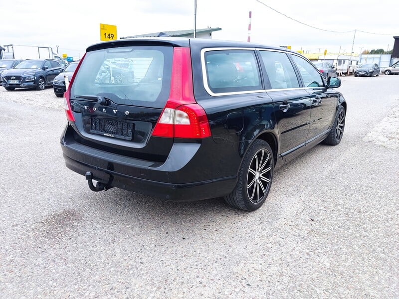 Photo 8 - Volvo V70 2011 y Wagon