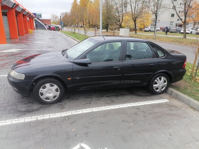 Photo 1 - Opel Vectra 1997 y Sedan