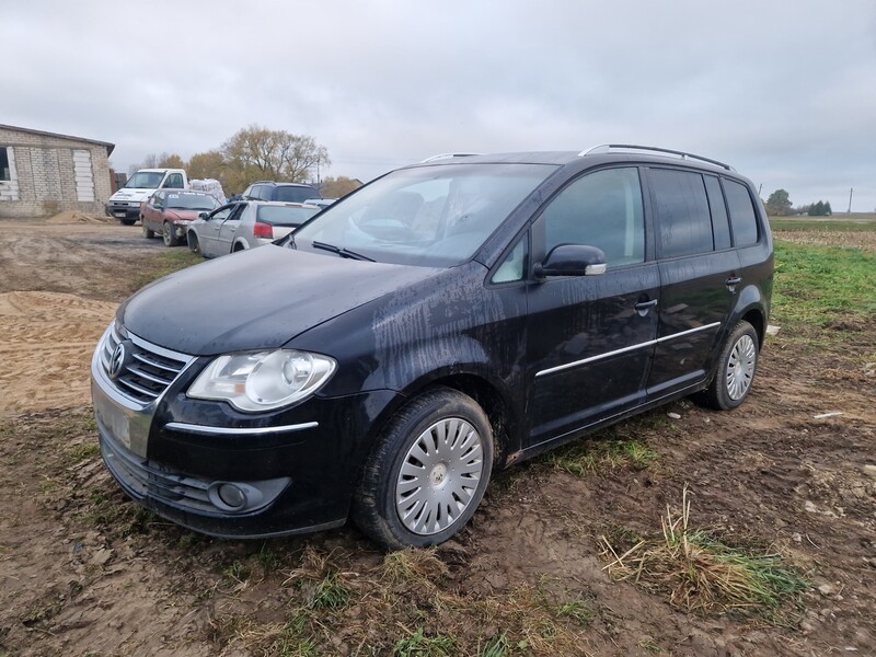 Volkswagen Touran 2007 m dalys