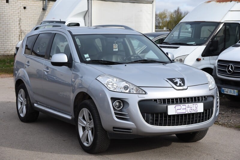 Photo 3 - Peugeot 4007 2008 y Off-road / Crossover