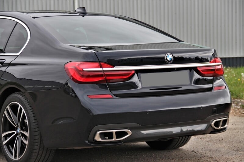 Photo 8 - Bmw 730 2017 y Sedan