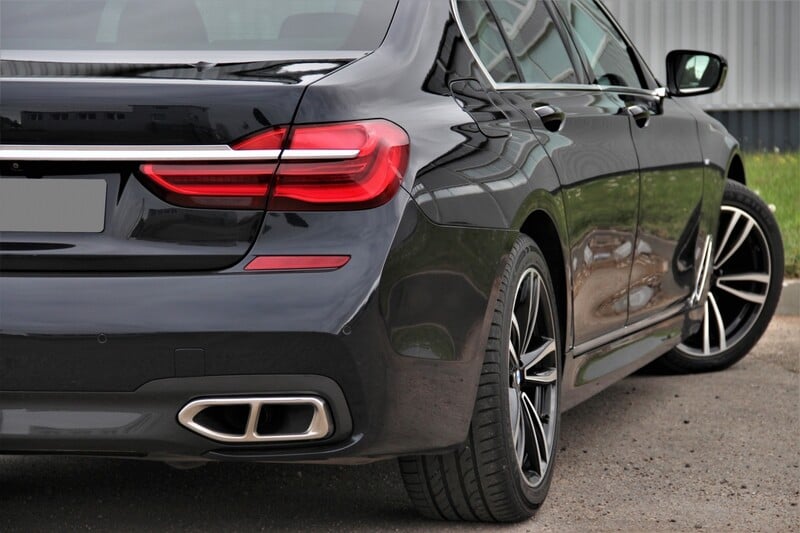 Photo 10 - Bmw 730 2017 y Sedan