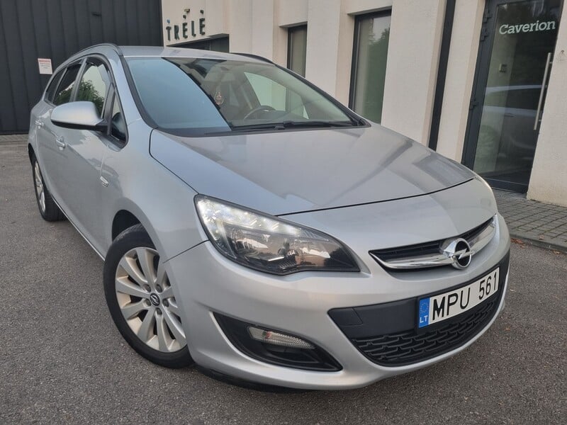 Opel Astra 2013 г Универсал