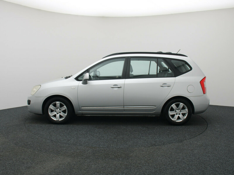 Фотография 6 - Kia Carens 2009 г Минивэн