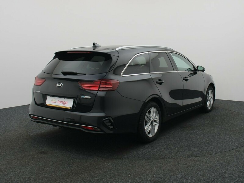 Photo 8 - Kia Cee&apos;d 2021 y Wagon